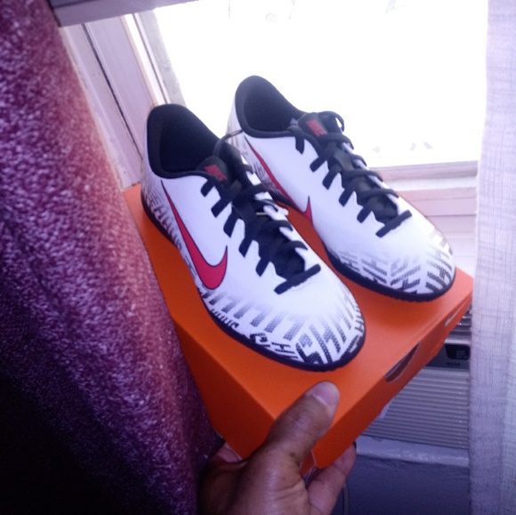 vapor 12 club njr ic